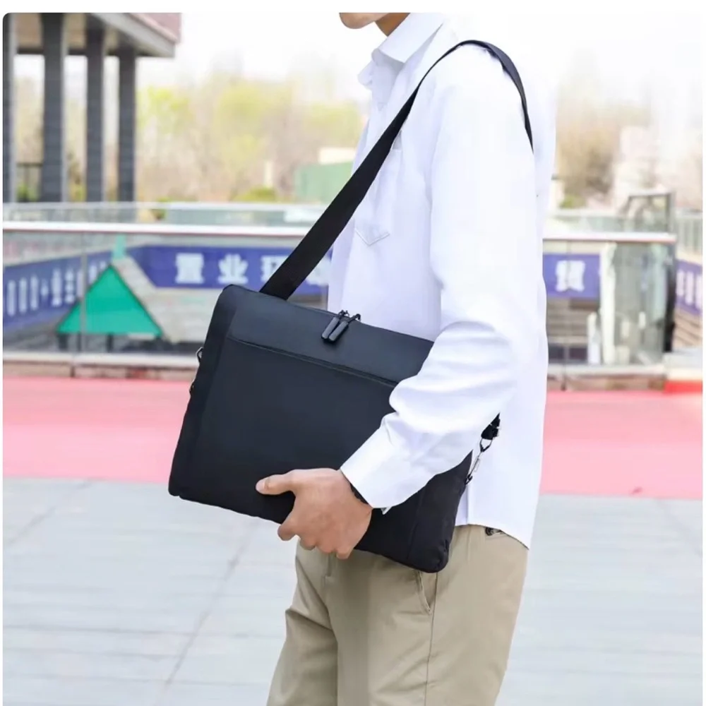 Sleek Black Men's Bag